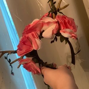 flower crown w horns